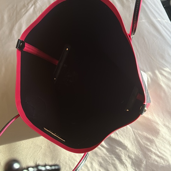 Used it twice 🙂 didn’t like it decided too give it for a good price - Picture 5 of 5